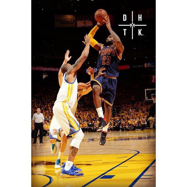 kinglbj_23's tweet image. CONTEST: my good friends at #DHTK are giving away a T-Shirt. To enter just RT this post and follow @DHTKmovement