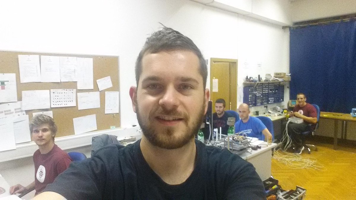 enolyse's tweet photo. Night shift @enolyse #harvestiscoming #enohq http://t.co/jxVNLERuF1