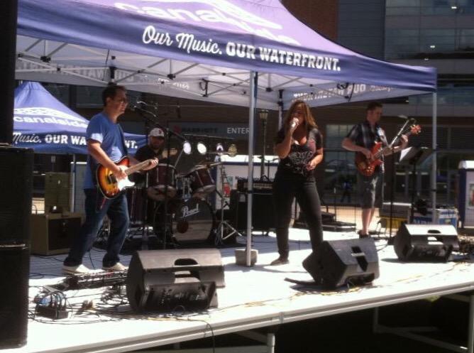 AandLmusic's tweet image. Great time playing at #Concertforacure at #buffalocanalside @thewidow71