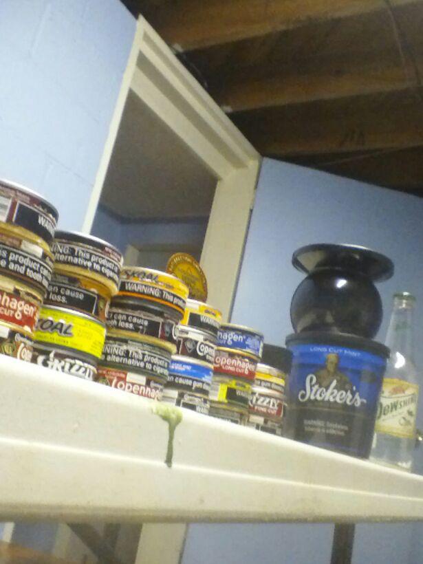 PeachPrideDipz's tweet image. #diptower #grizzly #Copenhagen #skoal #stokers #mudjug #dewshine progress coming along!!
