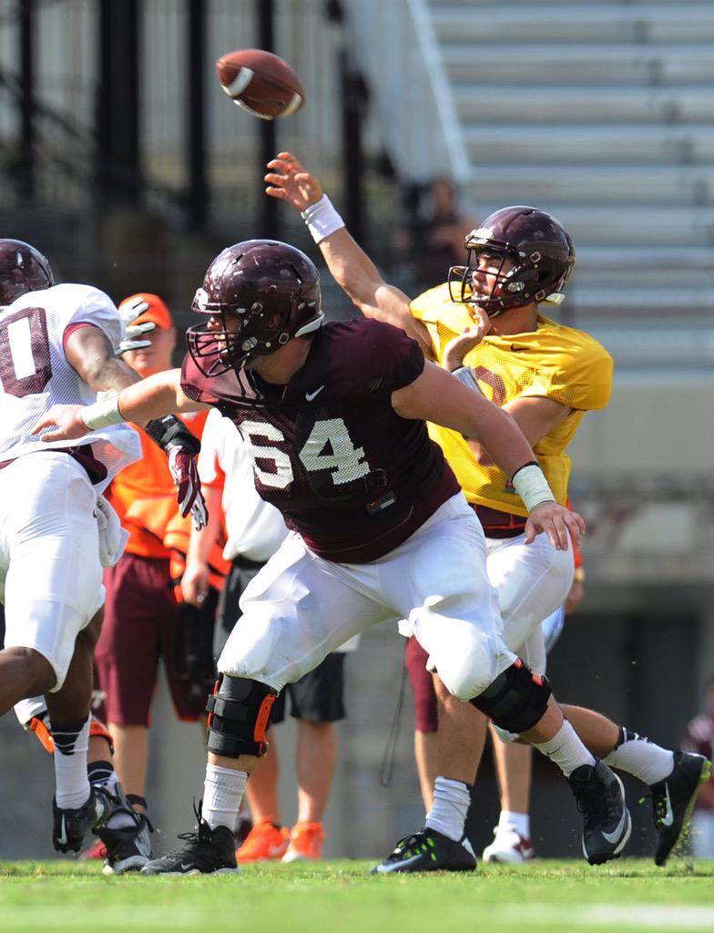HokiesFB's tweet image. More highlights from today&apos;s scrimmage. 

Great to see #HokieNation at Lane Stadium 👍 

#VTCampLife 💼