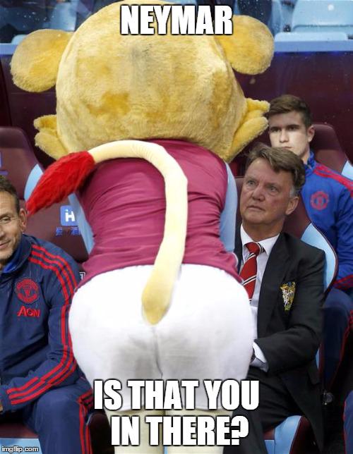 OhMyGoalUS's tweet photo. Van Gaal be like http://t.co/t2hGBlHe86