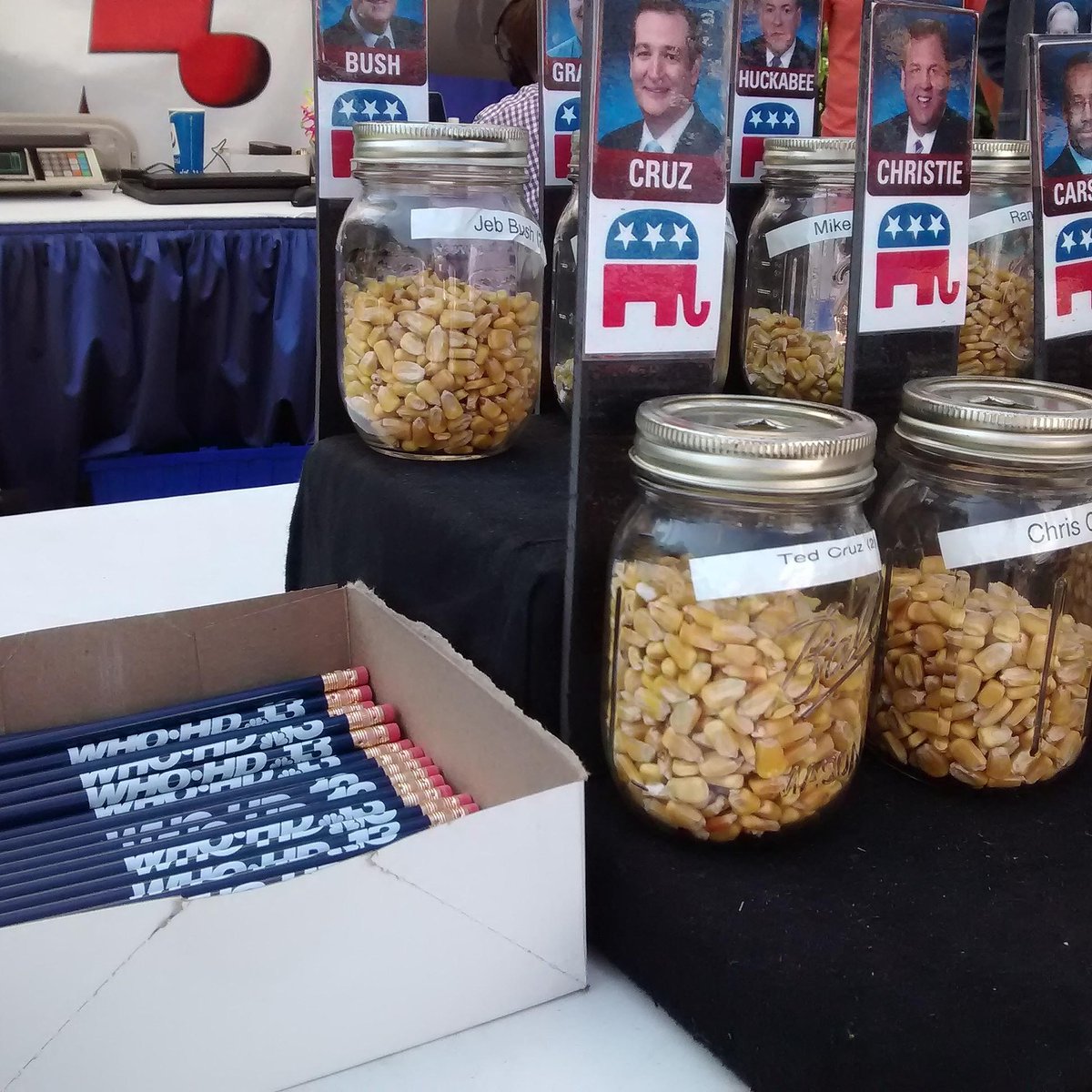 FCintheQC's tweet image. #IowaStateFair #CastYourKernel #TedCruz #CruzCrew