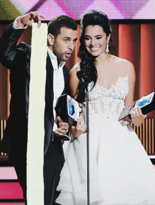ScarGruberArg's tweet photo. #EternasSamdreitas Siempre con Ustedes @ScarletGruber @CHRISDELACAMPA ✨ http://t.co/bdwgSFBbgF