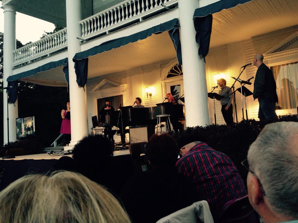 dttobin's tweet image. Stunning overtone/operatic performance @skan_fest @roomfulofteeth #crickets #halfmoon #brookfarm