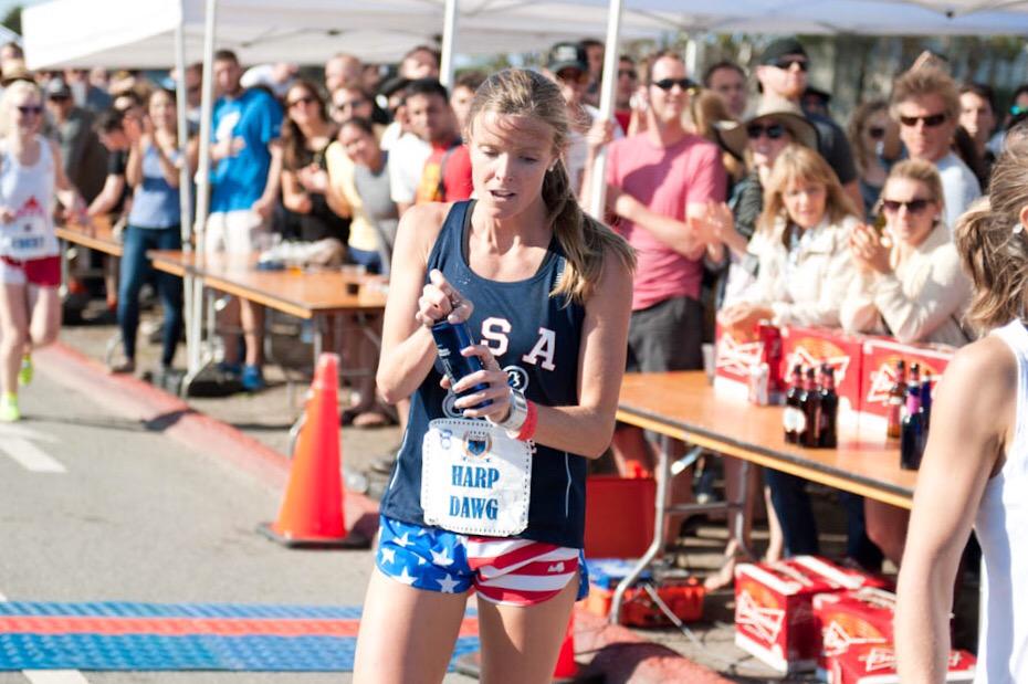 RunLiao's tweet photo. #beermilesf bronze medalist @lyndsayharper (Photo: @tomxliu) #beermilesf @ClassicBeerMile http://t.co/muiby8r1dp