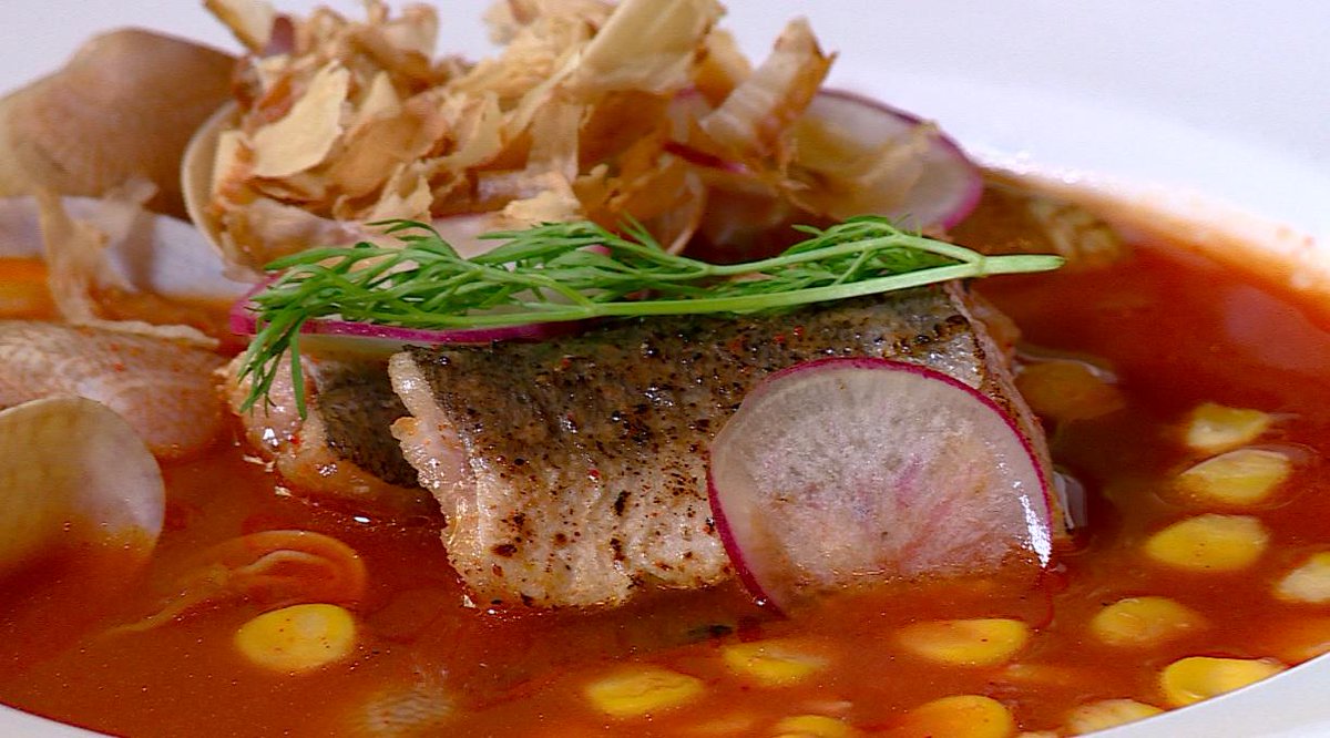 TRANS7's tweet image. Cicipi lezatnya haisom buat kesehatan dan kecantikan @fishandchef7 pkl 08.45 WIB.