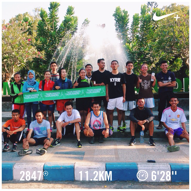 ikramwiese's tweet photo. Bahagia itu sederhana βΊοΈ w/ #TAGRunners #MariLari π I just ran 11.2 km with Nike+. #nikeplus http://t.co/PnAFpXjlxf