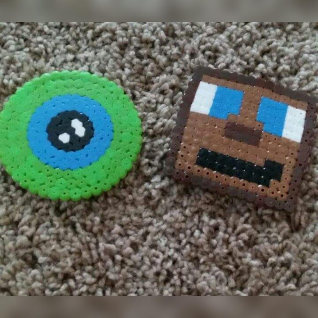Sadiebuscus's tweet photo. @markiplier @Jack_Septic_Eye I made things. http://t.co/UWtjgYd4bs