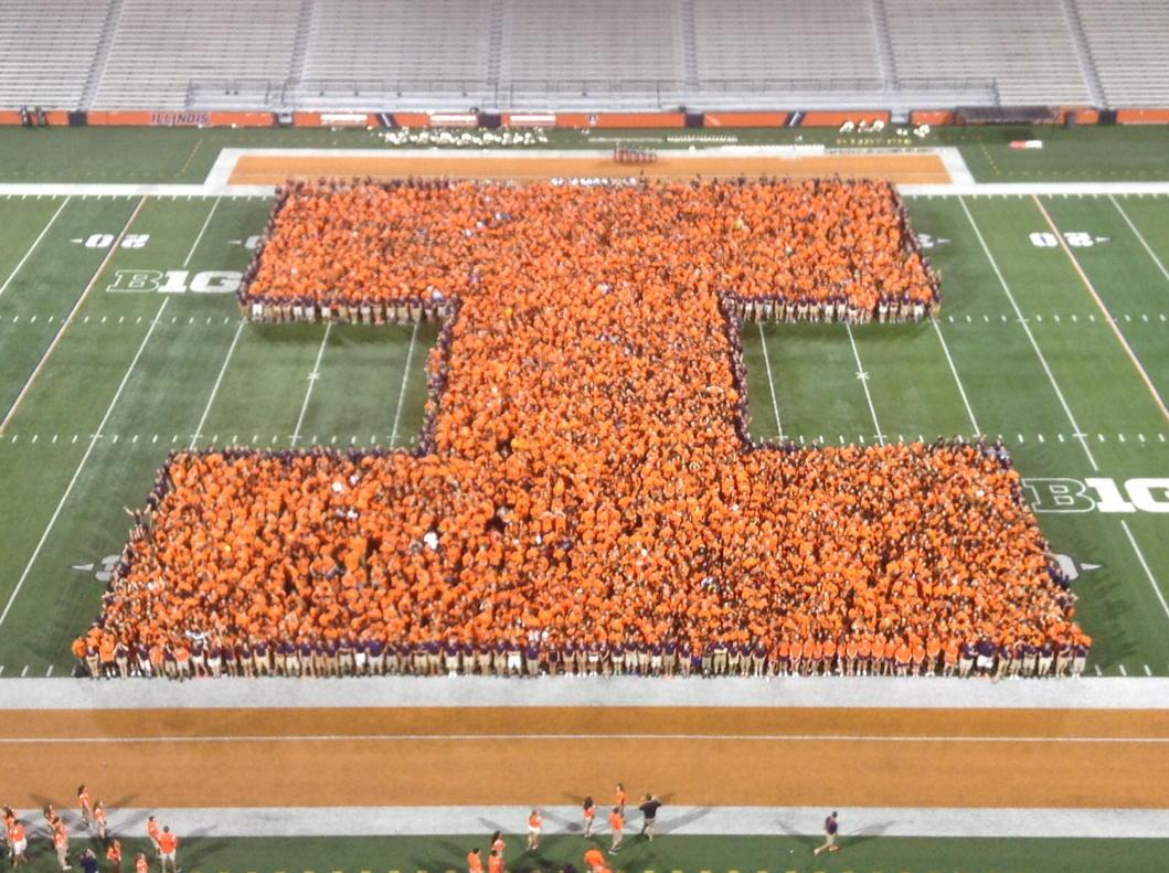 NewsAtIllinois's tweet photo. RT: UIPhoto Introducing the illinois_alma Class of 2019! #uiuc2019 #ILLINOISwelcome http://t.co/tKKy2fv4nR