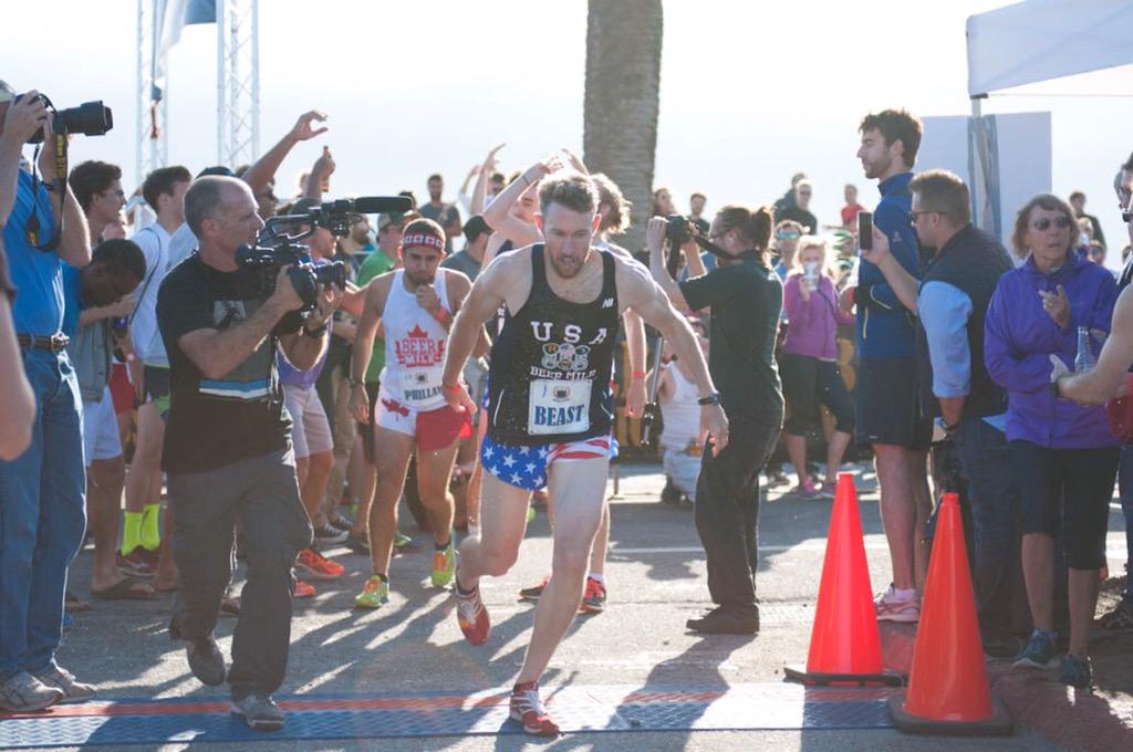 RunLiao's tweet photo. Rough day for James "The Beast" Nielson. (Photo: @tomxliu) #beermilesf @ClassicBeerMile http://t.co/JByVwgcZs8