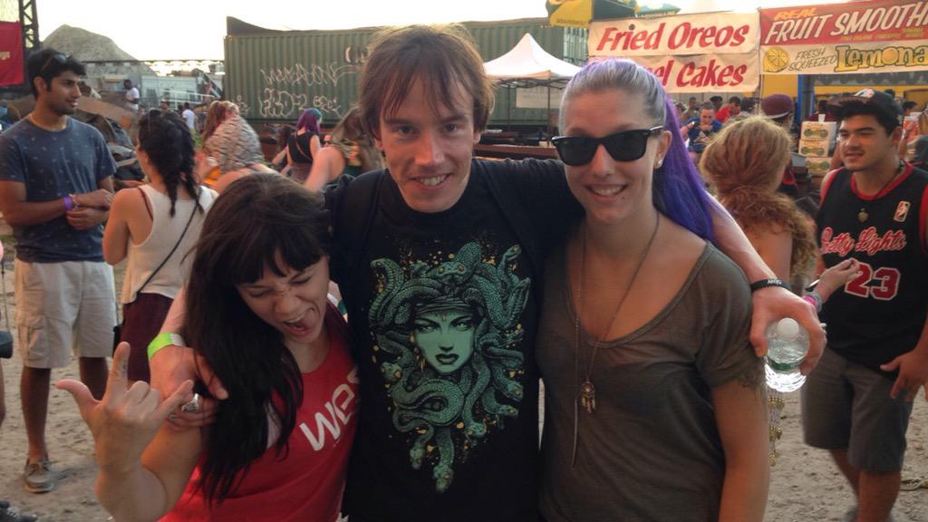 gimmedatblunt's tweet image. Today was perfect @ILLIte @LiquidStranger 📷@Tony_Colasurdo #ElementsNYC