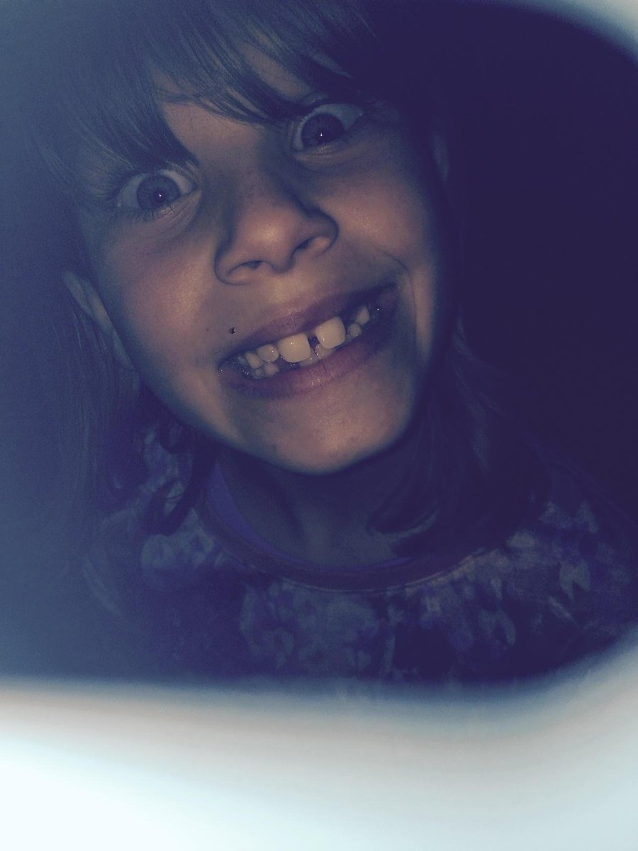 BeksChar's tweet image. Crazy