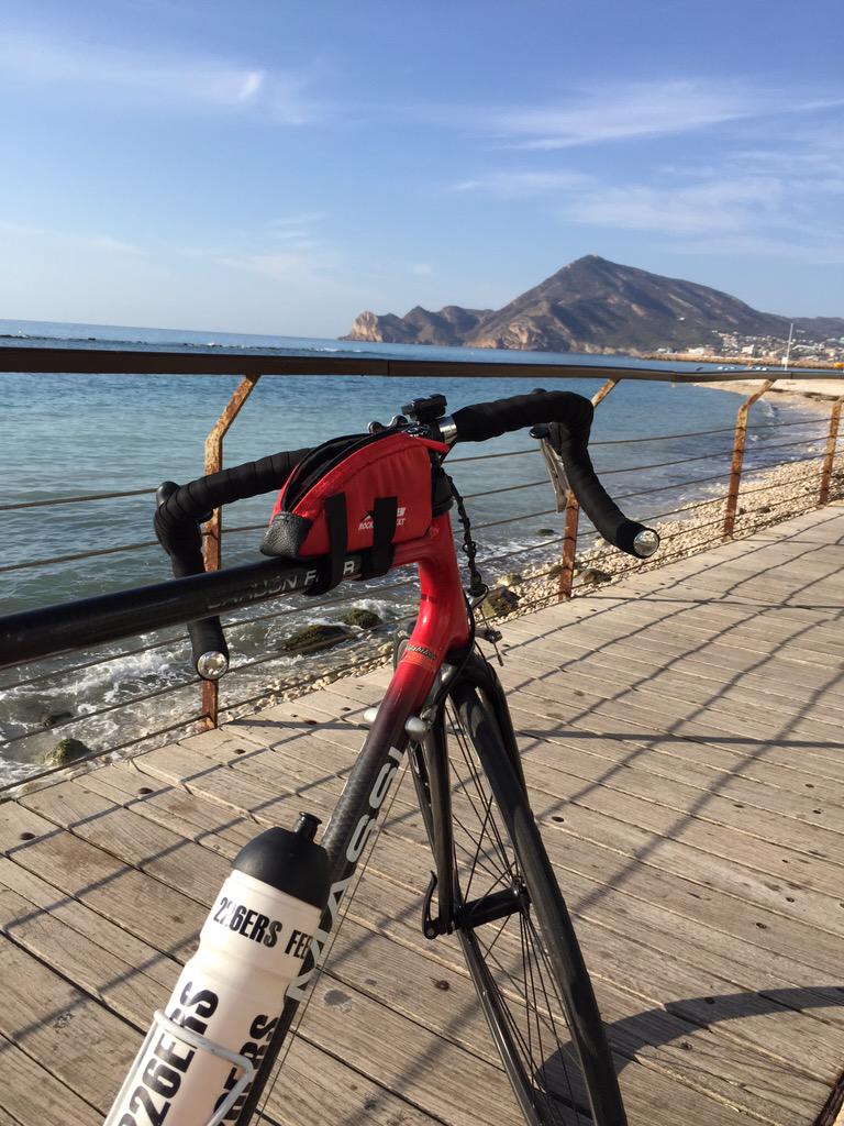 FrandEsports's tweet photo. "Compórtate para sumar, las matemáticas no fallan". #ciclismo @226ERS @EPersonal1 @EPRendiment #FelizDomingo http://t.co/EK1tQXPdG9