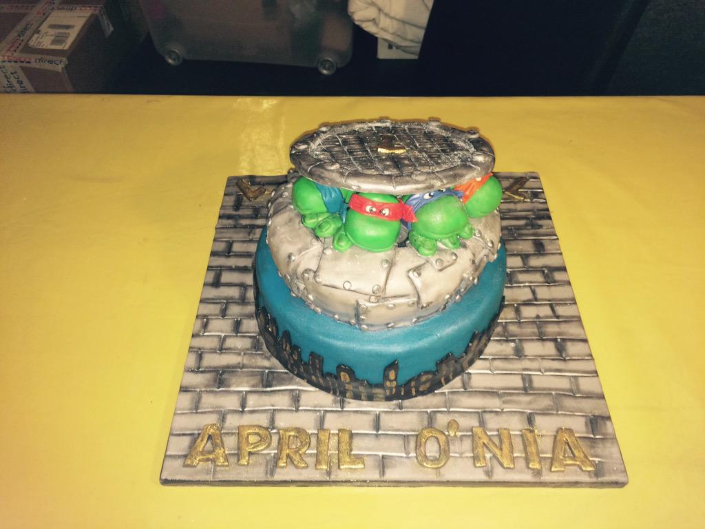 #TeenageMutantNinjaTurtlesCake for a lovely girls birthday #notjustforboys x #sheffieldissuper #SouthYorkshire x
