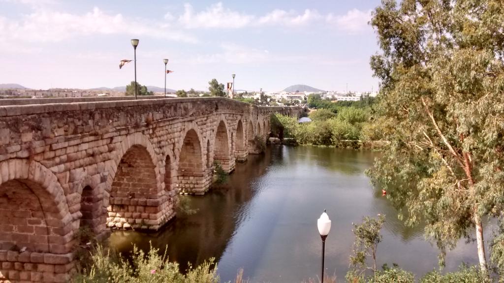 Naerin13's tweet photo. Mérida pero qué preciosa que eres, lastima que hoy tenga que decirte adiós, pero ¡volveré! #meridaenamora http://t.co/S6V1nTvODD