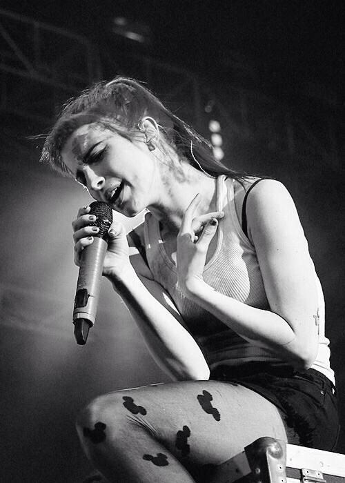 Paramorelayouts's tweet photo. Hayley skyline layout http://t.co/iPDm4Bf7fb