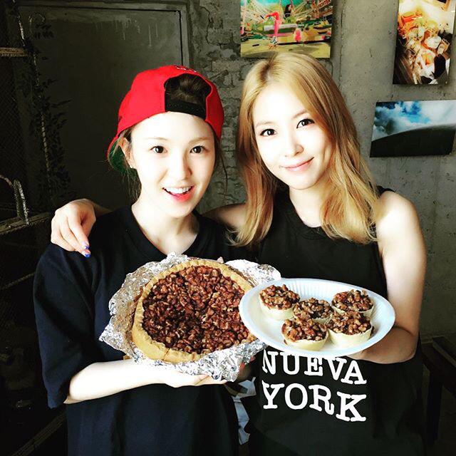 ctklat's tweet photo. [INSTAGRAM] 150823 boakwon: 너무너무 이쁘고 착한 웬디양~~ 나 공연땜에 힘들거같다며 손수 파이 만들어서 배달까지했다는..!! 잘 먹고 오늘... https://t.co/EOxP3s1Nj0 http://t.co/DCW44bVFNS