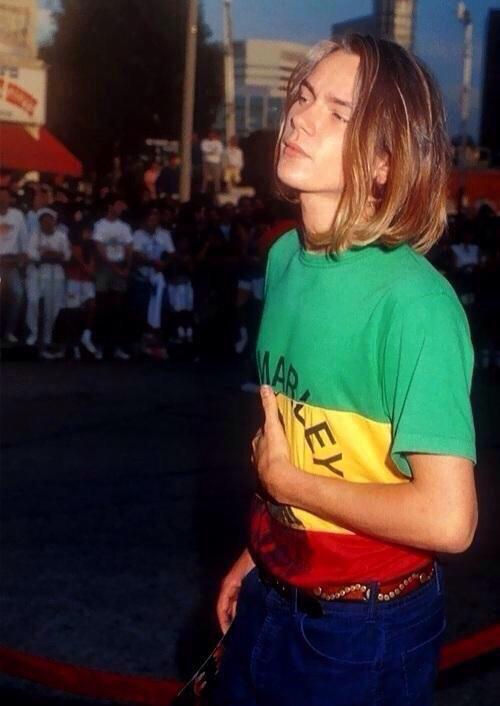 Happy birthday to River Phoenix aka the love of my life 