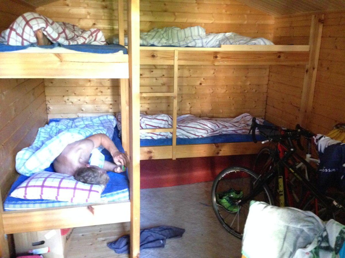 RBCyclingTeam's tweet photo. Good morning Viljandi! Get up boys - time to cycle! #balticway #goodmorning http://t.co/KGXJTAPfNa