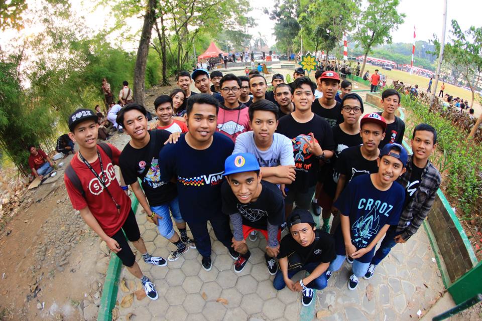 #latepost acara vans run day tanggal 17 agustus 2015, Merdekah! <a href="/VHeadID/">滞空時間</a>