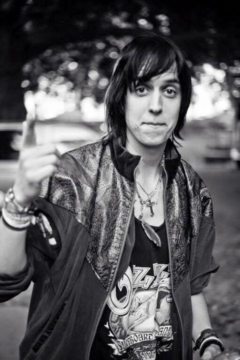 Happy birthday Julian Casablancas! Thank you for all! Love you! 