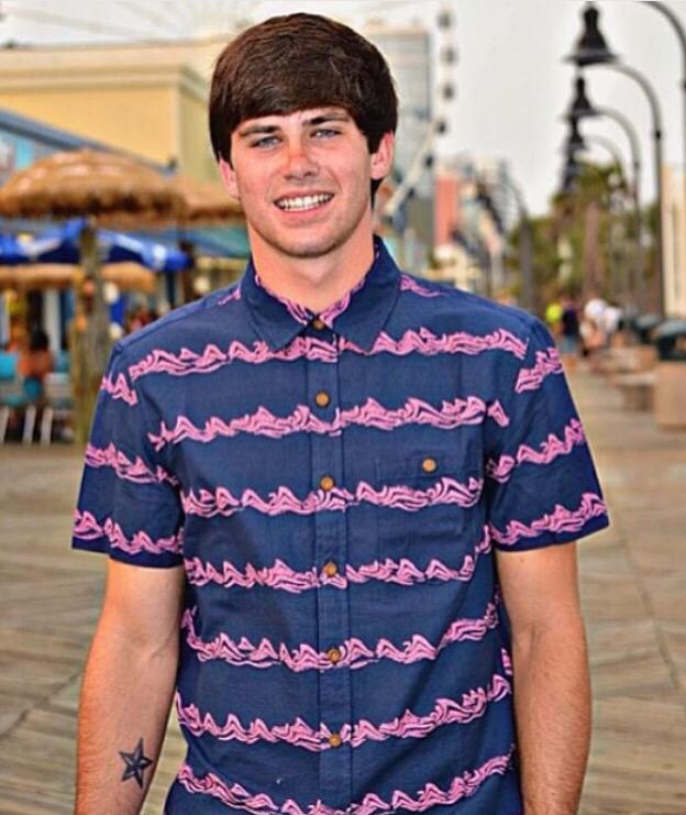 jacobdan22's tweet photo. what's up twitter😜 http://t.co/fGg1e6d1g7