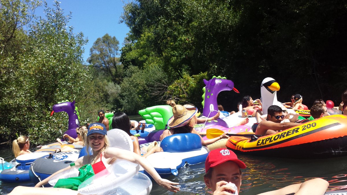 yaykimmyd's tweet image. 5.5 hr float down the Russian River without getting hypothermia.... #success #50deep #brianturns30