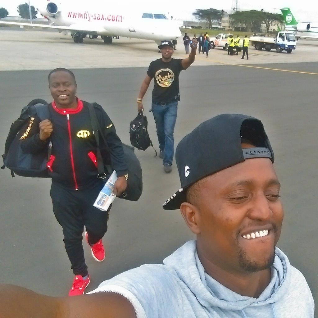 mzaziwillytuva's tweet photo. After a successful show in BUSIA #ClubChanges #MsetoCrew we are back in Nairobi #MsetoTalentSearch http://t.co/IGs99cYPgE