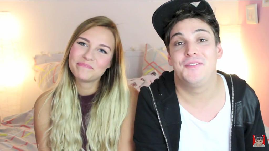 dilan_bee's tweet photo. @dagibee @TheRealLiont
Ihr geht mit der Situation so gut um deshalb liebe ich euch für immer #dagmo 💕💟 http://t.co/izz6tVglYn