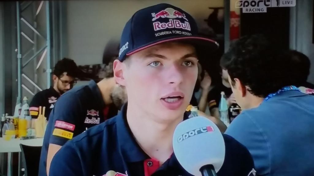 dburgersdijk's tweet photo. He is ready to race and go for some points @ToroRossoSpy #GOTOROROSSO #STRwall ๐ ๐ ๐ #gotothemaxx http://t.co/JE7KYdEUzx