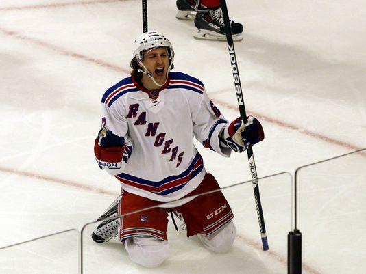 Special Birthday shout outs to Carl Hagelin (2011-2015) and Glenn Healy (1993-1997). Happy Birthday Hags and Glen! 