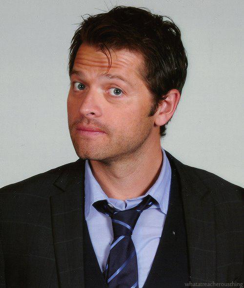 nina_5dec's tweet photo. Hey #SPNFamily hope u all hving a great sunday, jst heard @mishacollins news, Horrified by d news, #GetWellSoonMisha http://t.co/YWxZaxOIXY