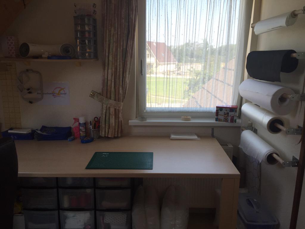 MonBets's tweet image. Het is klaar...de werkplek van @borduurhoekjetx