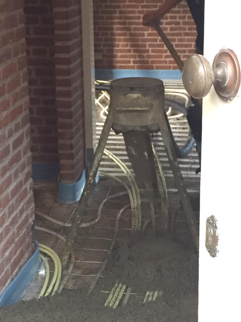 boumadamwald's tweet photo. Klus in Meppel mooi op schema. Afwerkvloer ligt er al in. http://t.co/JS93gpotYg http://t.co/8giClYL4cf