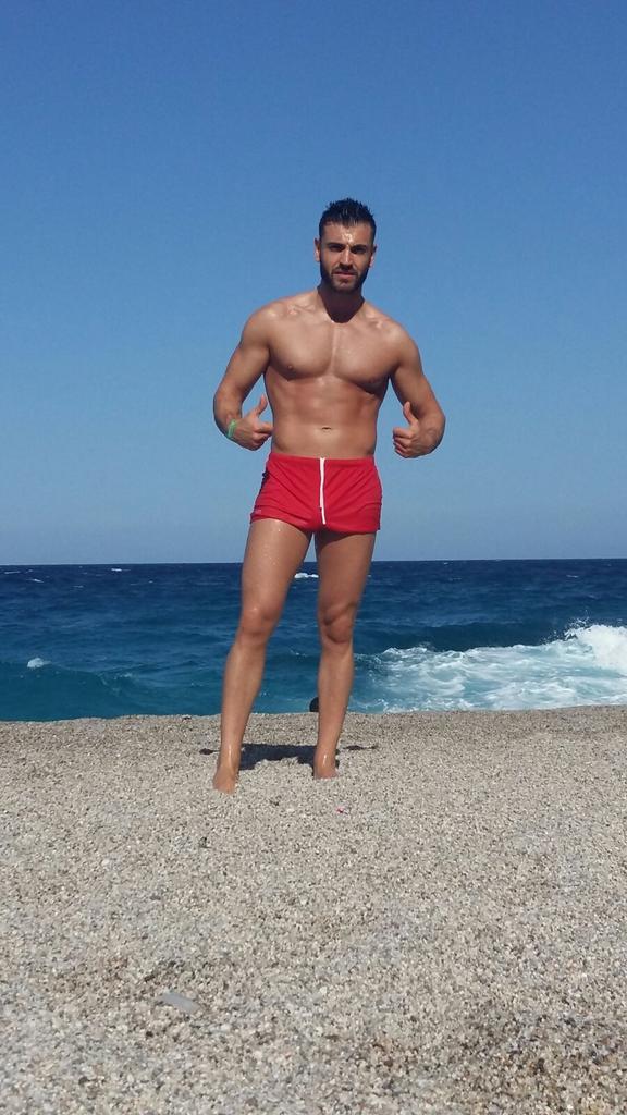 CarlosRToledano's tweet photo. La vida es maravillosa en Mojacar beach (Almería) http://t.co/pEDwrAYg0I