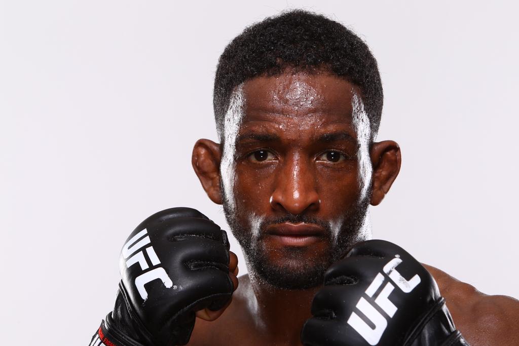 spanaird1111's tweet photo. @NeilMagny post win at #ufn40 in #ufccincinnati @ufc #ufc #ufcphoto #ufcfaces #ufn74 #ufcsaskatoon #ufccanada http://t.co/9ACWaIj044