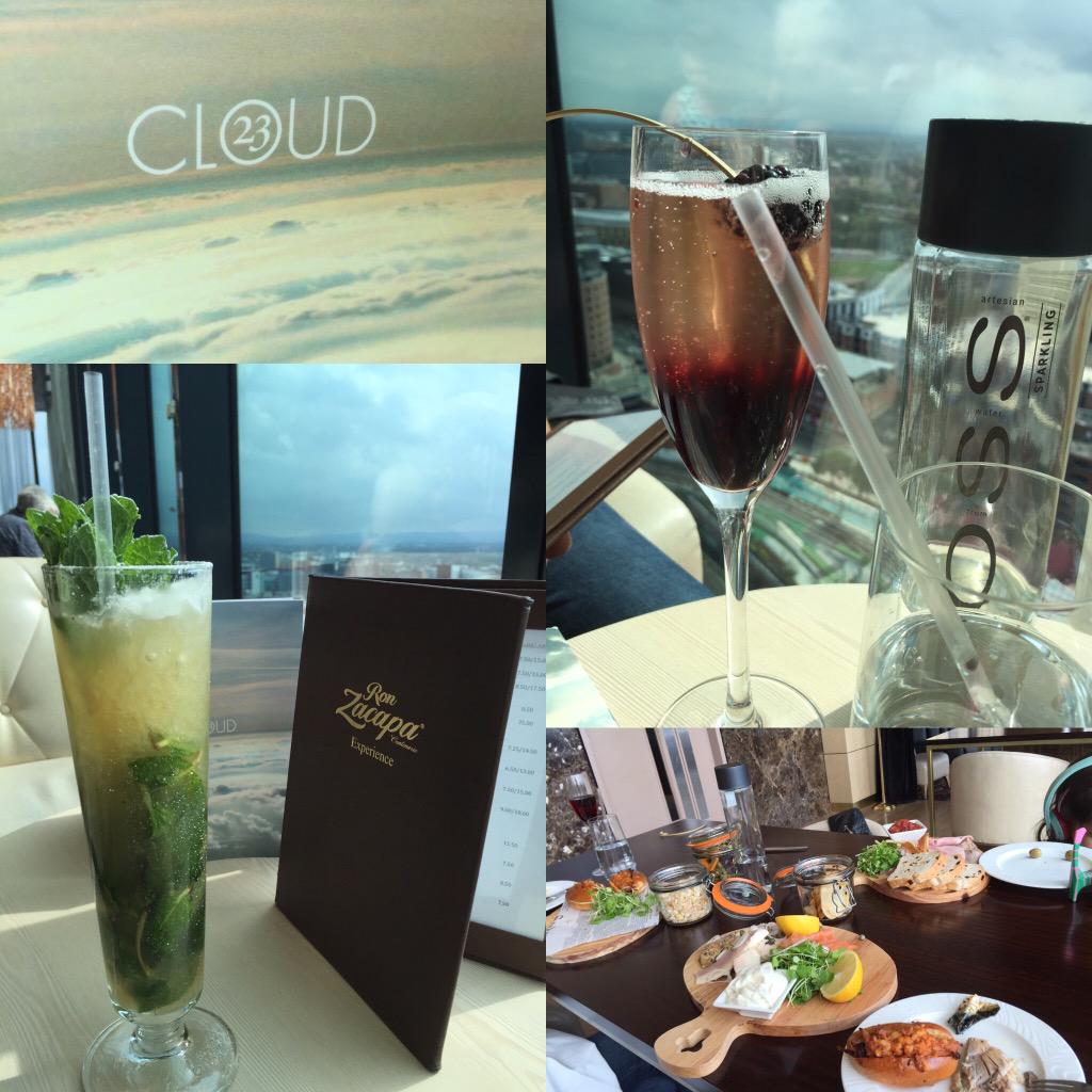 Vicki_Jones1's tweet photo. Thanks PG for a lovely afternoon, we need to get Saffron to Lpool soon 😍 http://t.co/xDuDjO57aX