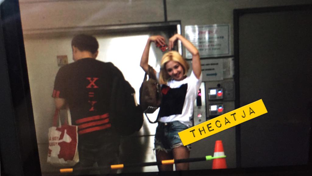 [PIC][23-08-2015]Tiffany - HyoYeon - Yuri và Sunny xuất hiện tại SMCOEX để ghi hình cho chương trình “Better Late Than Never” vào tối nay CNFbMMGVEAQ45y7