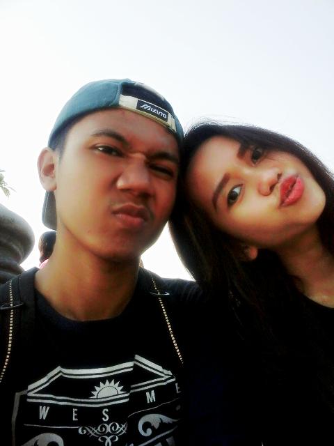 WulanGanesh's tweet photo. Joging with myHoney♡ http://t.co/xBQ54XhmZj