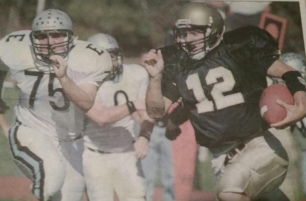 DonohueJr's tweet photo. #12Days to kickoff @SRRamsfootball Vs CentralRegional brought to u by Coach Fierro -1998-TR East @SRboysbball (Pic1) http://t.co/BdUkhHD1MQ
