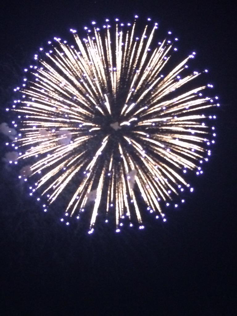 カキシタキヨシ 父さんに連れられて田主丸花火大会なう Http T Co Ukwjagjcj8 Twitter