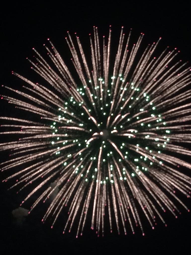 カキシタキヨシ 父さんに連れられて田主丸花火大会なう Http T Co Ukwjagjcj8 Twitter