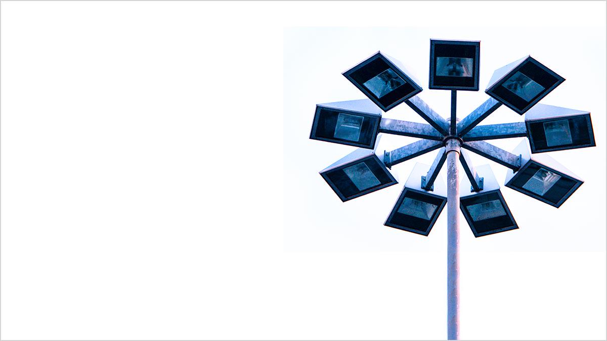 HarvardBiz's tweet photo. It's possible to create an effective peer review system that motivates employees http://t.co/ZMyoC1vBsy http://t.co/G8hv45HuG6