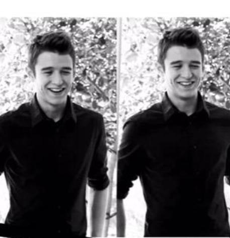 Banhbaochay_'s tweet photo. Tyler's world ❤❤🙈🙈 @TylerHillXXX @EvanParkerXXX #EvanTyler http://t.co/i0XKfVYJKC