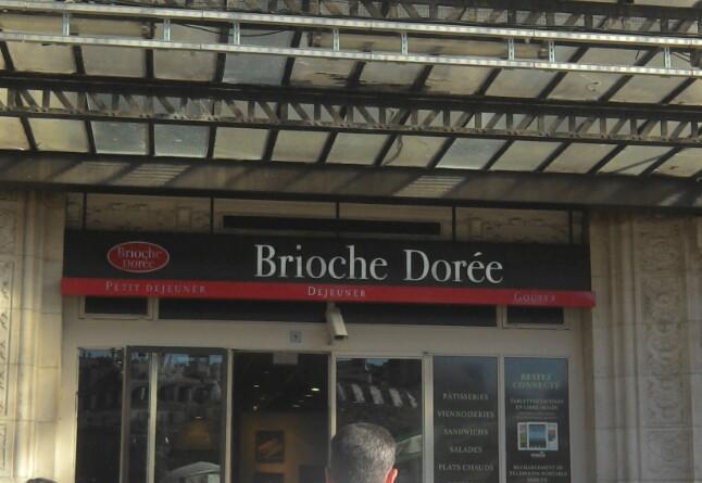 DitschKyl93's tweet photo. @Superbrioche regarde se que l'on peut trouver gare de lyon a Paris (~_^) http://t.co/HIxcPisgKP