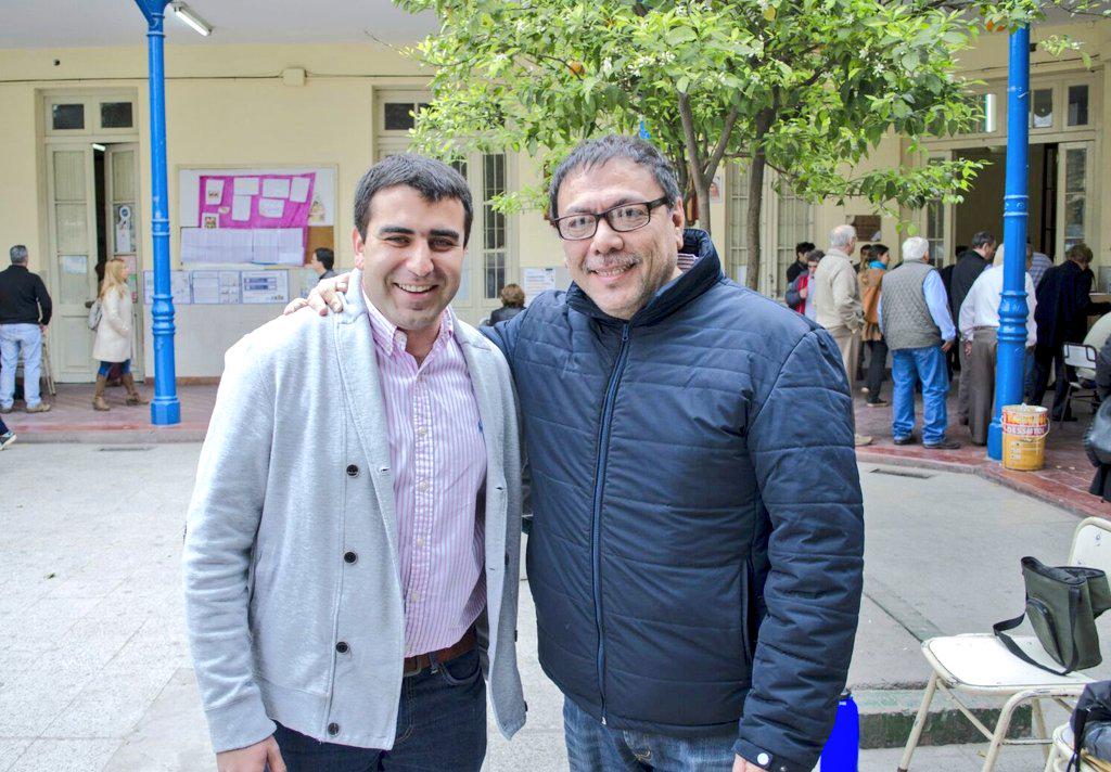 FerValdeztuc's tweet photo. Con mi compañero d fórmula @ARomanoNorri,luego de haber votado #Experiencia y #Juventud ns distinguen #LaListaDeCano http://t.co/dgANe7uNXK