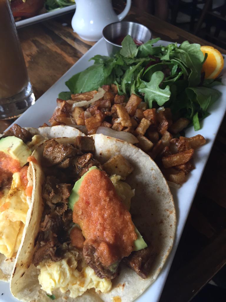 harlemfoodlocal's tweet photo. #beautiful #brunch #tacos at @GrangeBarHarlem #neverGoDowntownAgain #Uptown #harlem @KeithTTS #glutenFree #nyc http://t.co/wNopNVTFXX
