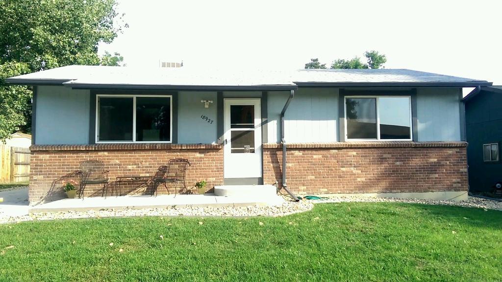 kerrieracicot's tweet photo. Going to the #prochallenge? Stop by this #openhouse. Perfect for students &amp; investors. 18927 W. 61st Ave #mineslife http://t.co/C4F1Oro0hn