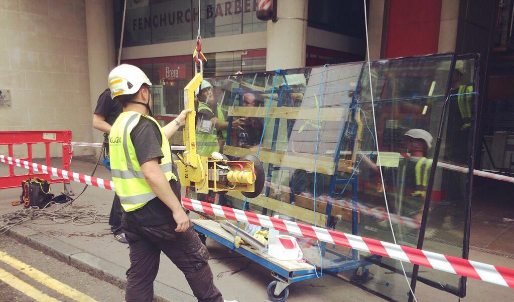 DynamicAccessUK's tweet image. Rope Access High Level Glazing - London #DynamicAccess #IRATA #RopeAccess #Glazing #London